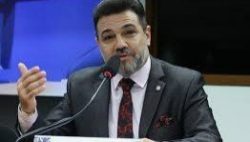 gastos-secretos-de-lula-ultrapassam-a-2,5milhoes,-diz-deputado-marco-feliciano