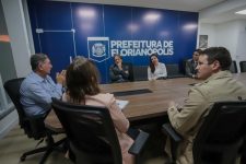 pmf-assina-decreto-para-agilizar-e-desburocratizar-a-atualizacao-de-cadastros-imobiliarios