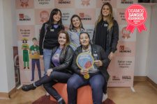 cdl-florianopolis-recebe-selo-de-empresa-solidaria-pelo-hemosc