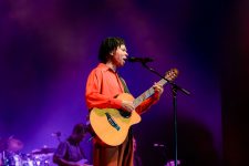 djavan-volta-a-grande-florianopolis-para-apresentar-a-turne-‘d’-em-show-na-arena-opus