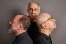 paralamas-do-sucesso-traz-turne-com-classicos-e-humberto-gessinger-apresenta-novo-show-na-arena-opus