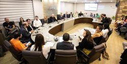 ex-presidentes-da-acif-se-reunem-para-homenagear-rodrigo-rossoni
