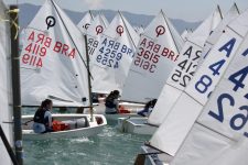 campeonato-brasileiro-de-optimist-oakberry-promete-agitar-florianopolis-em-janeiro