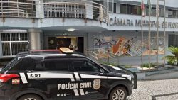 camara-de-vereadores-e-secretarias-de-florianopolis-sao-alvos-de-operacao-da-policia