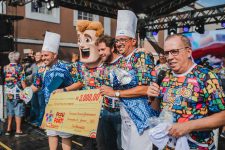 “folia-mais-fort”:-fort-atacadista-se-torna-o-principal-apoiador-do-carnaval-2024-de-florianopolis- 