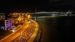 fabricia-stedille-e-vitor-da-silva-vencem-os-21-km-na-maratona-de-internacional-de-floripa-2024;-prova-de-42-km-sera-neste-domingo-(25)